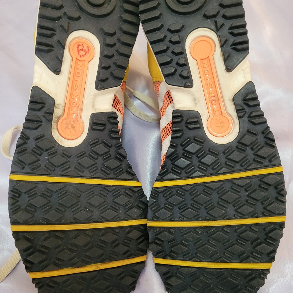 Sneackers - Picture 5 of 6